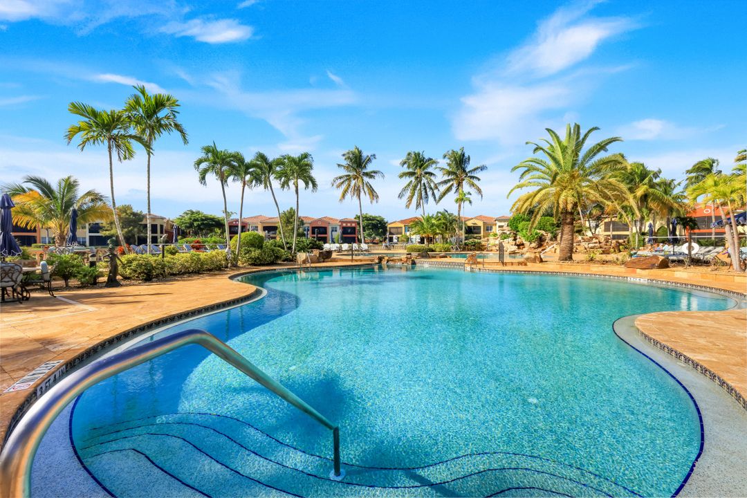 8532 Via Lungomare Cir #202, Estero, FL 33928