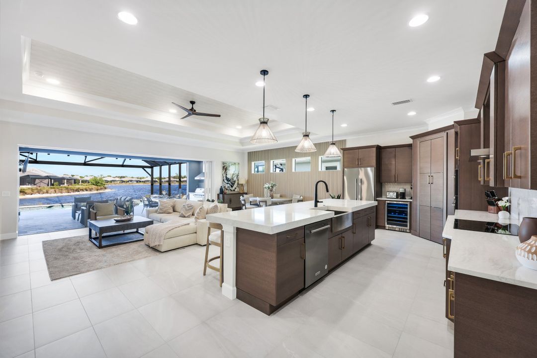 8943 Gustavia Ct, Naples, FL 34112