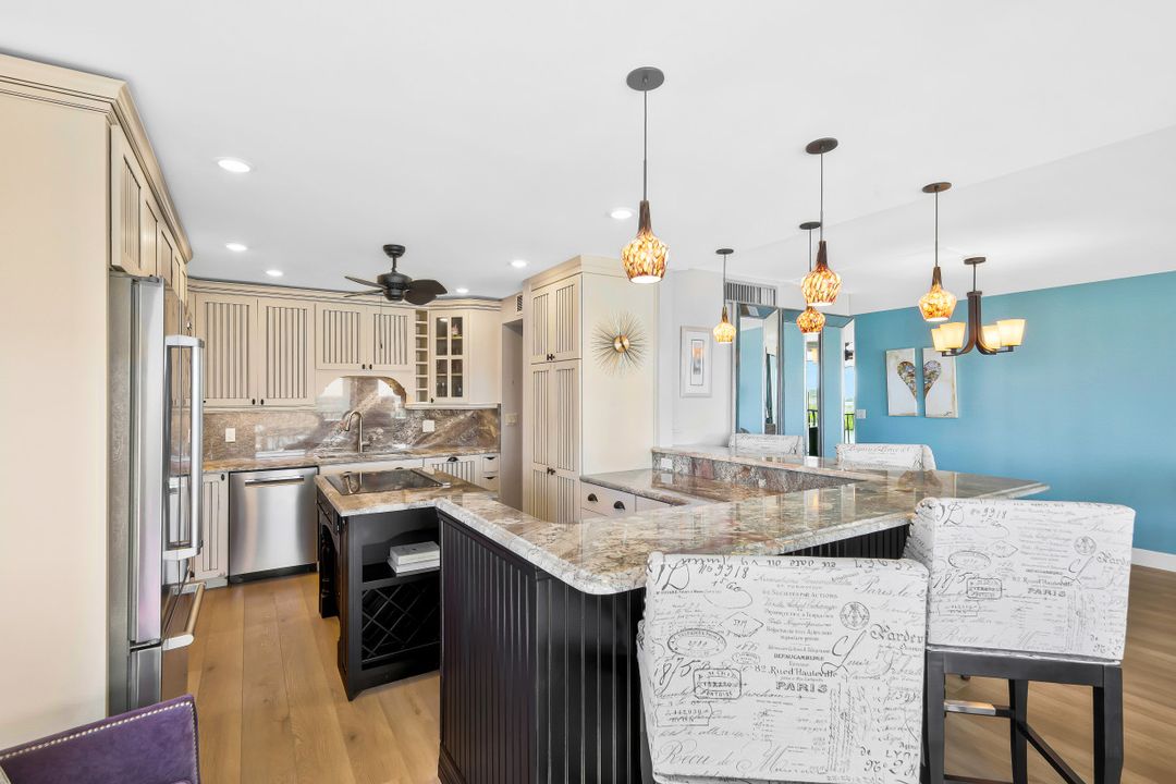 4203 Bay Beach Ln #7H, Fort Myers Beach, FL 33931