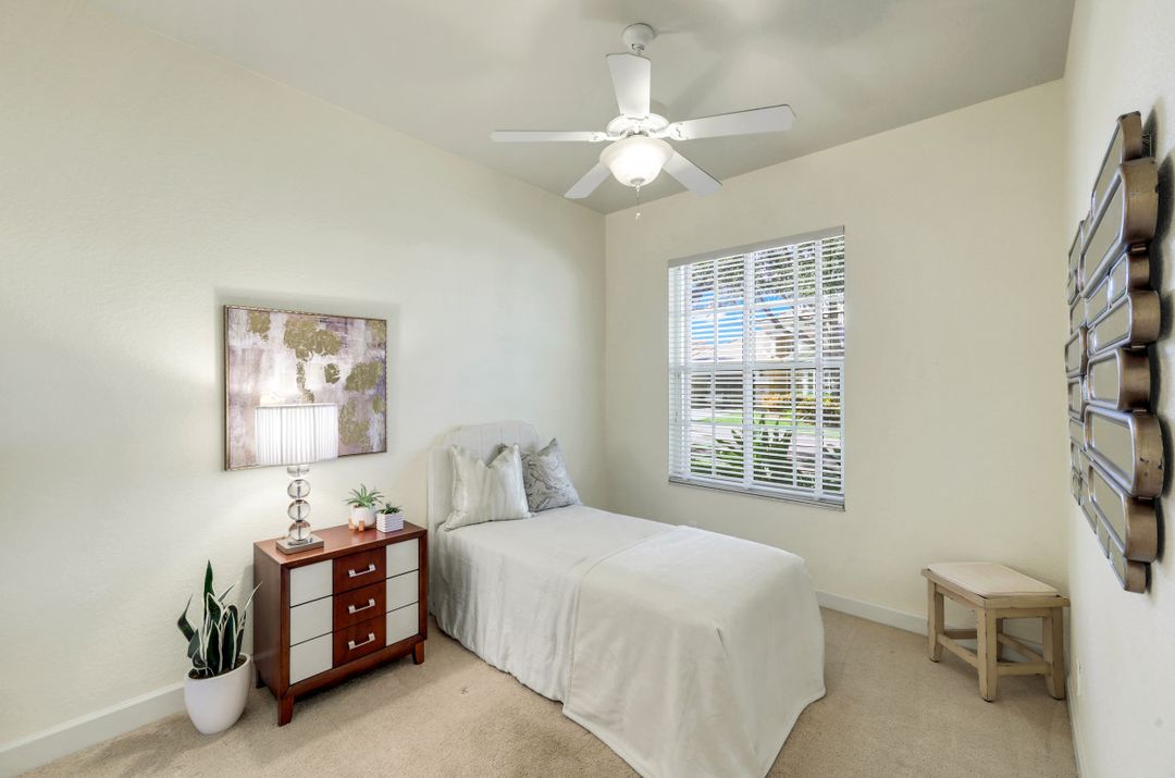 2328 Island Cove Cir, Naples, FL 34109