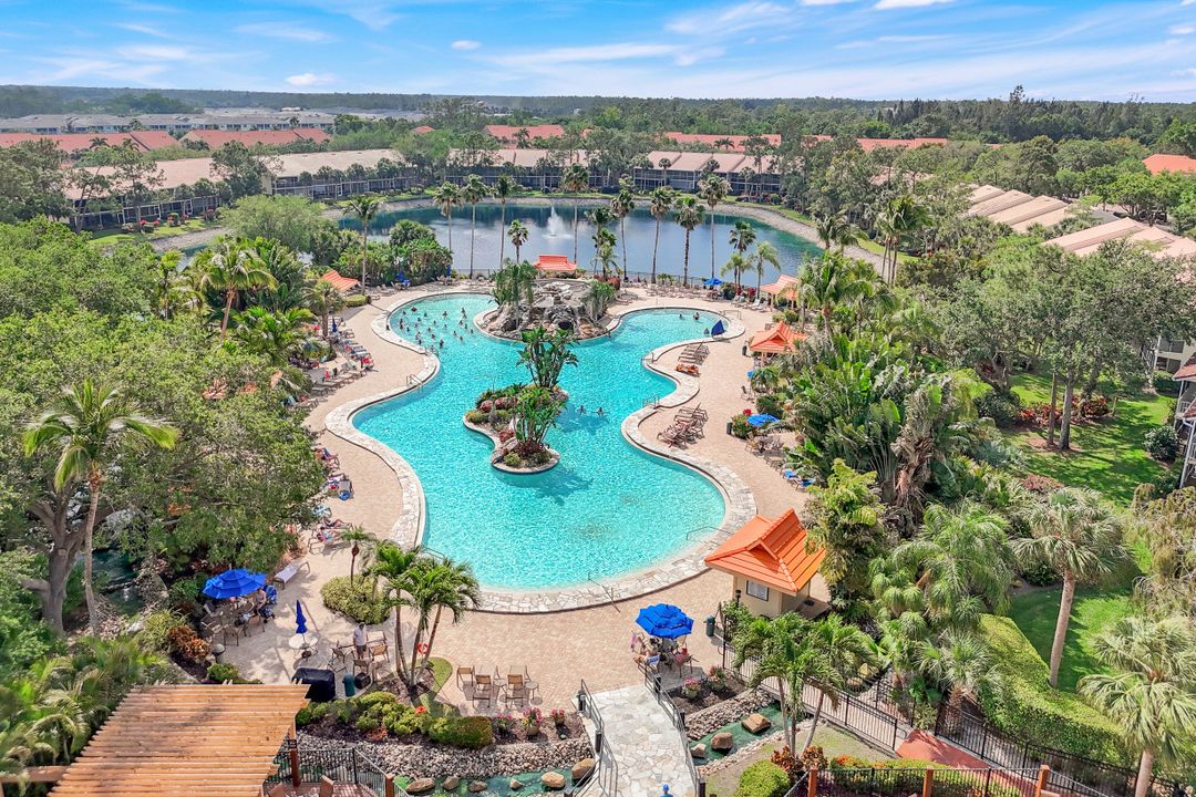 2355 Hidden Lake Dr #3, Naples, FL 34112