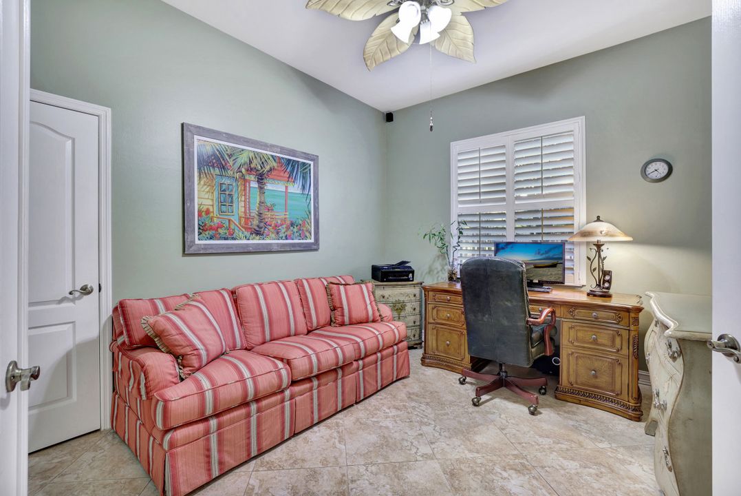 7850 Sanctuary Cir #99-2, Naples, FL 34104