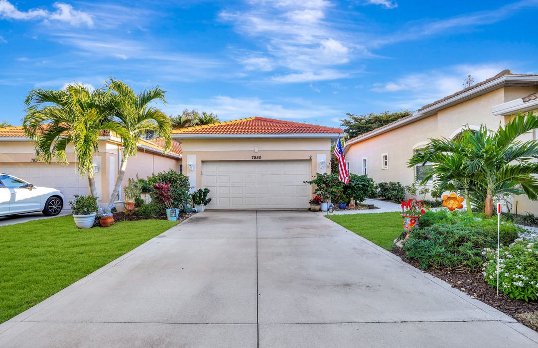 7850 Sanctuary Cir #99-2, Naples, FL 34104