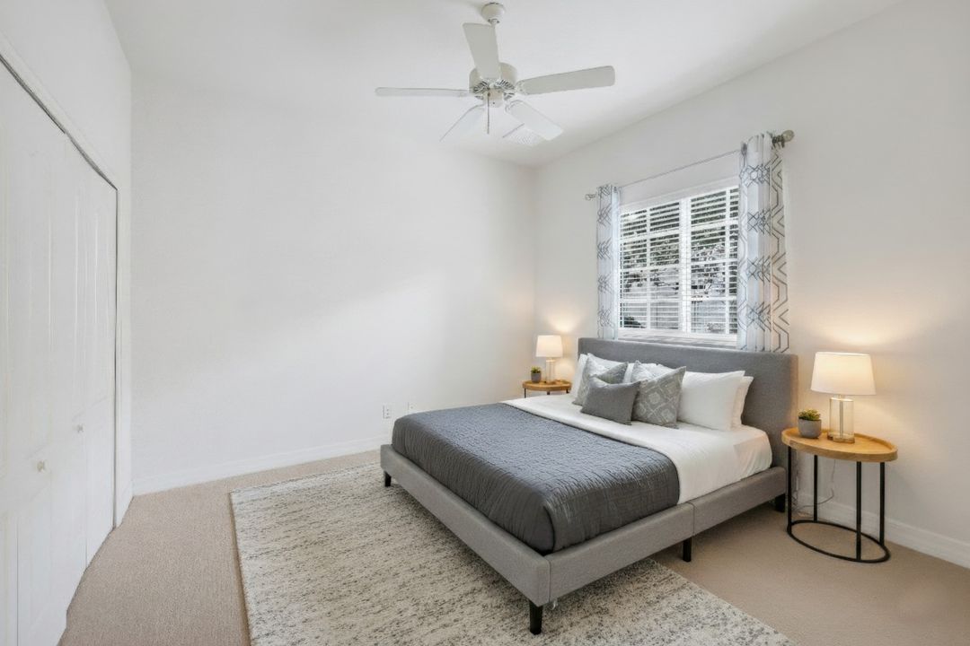 1817 Lagoon Ln, Cape Coral, FL 33914