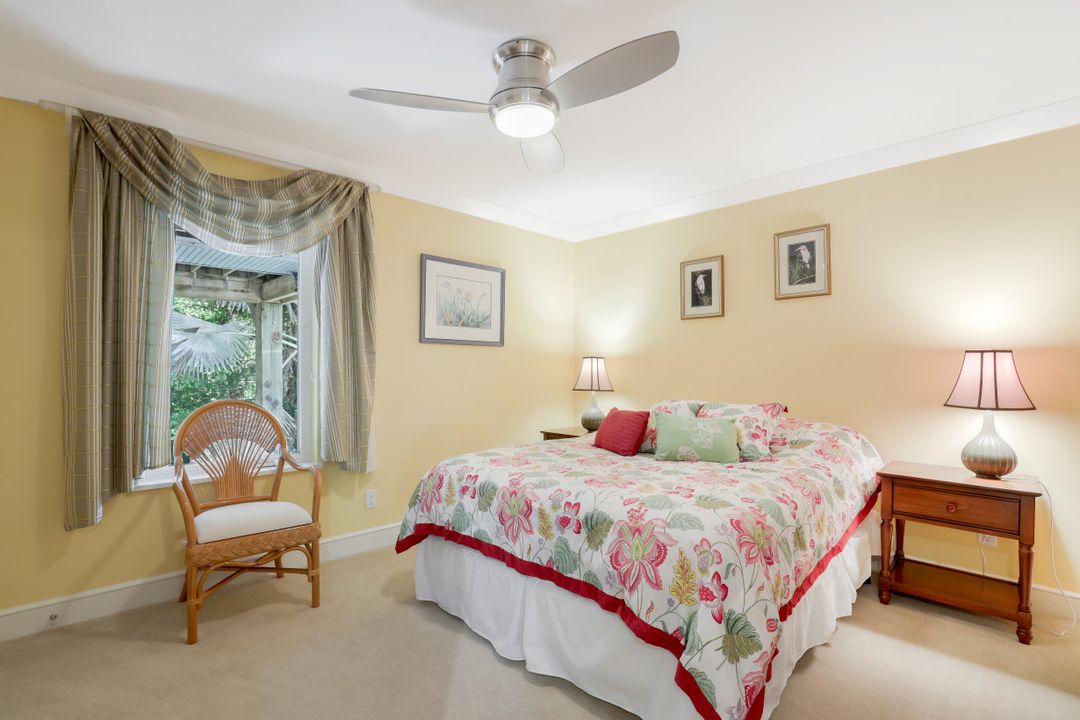 4353 Gulf Pines Dr, Sanibel, FL 33957