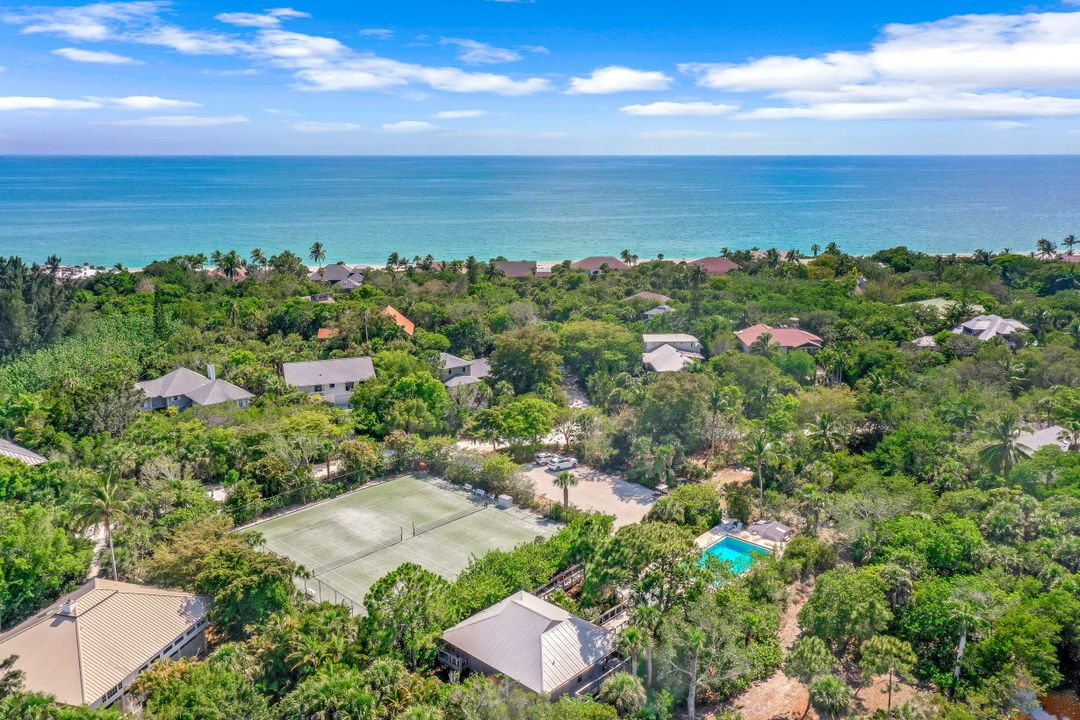 4353 Gulf Pines Dr, Sanibel, FL 33957