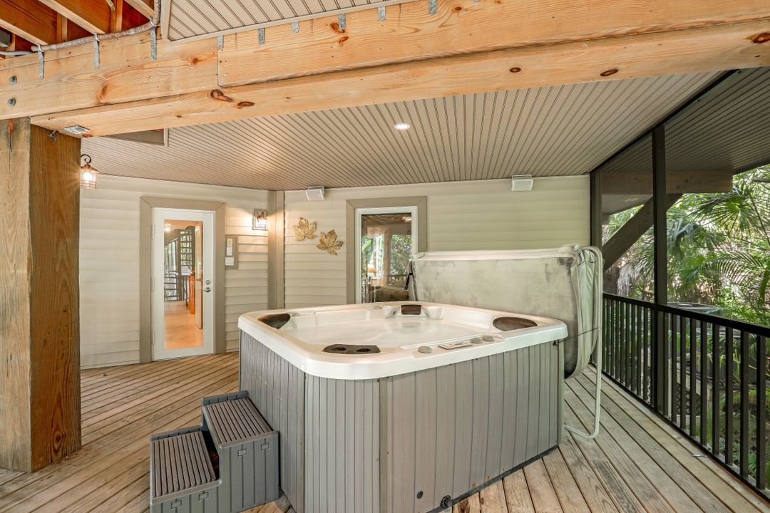 4353 Gulf Pines Dr, Sanibel, FL 33957