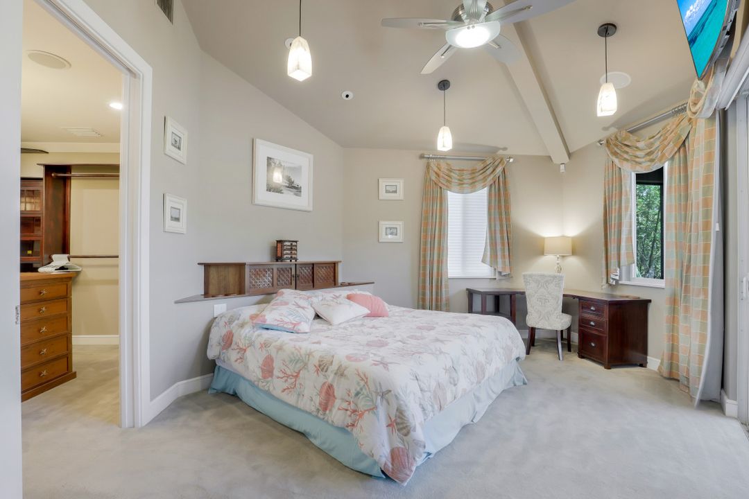 4353 Gulf Pines Dr, Sanibel, FL 33957