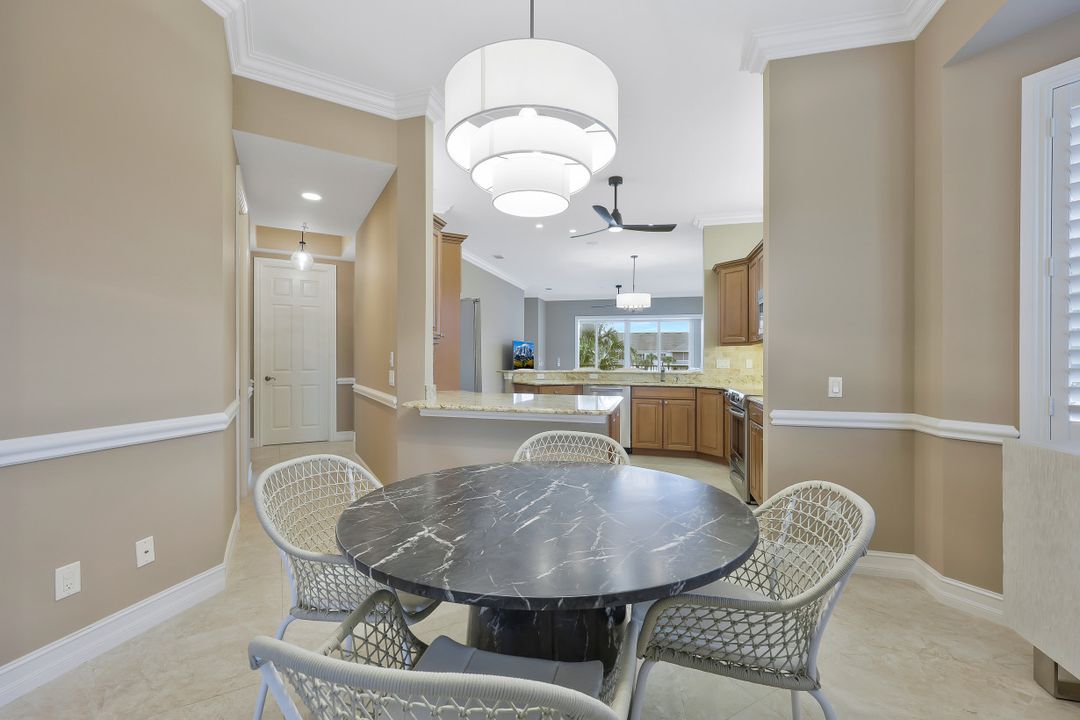 795 Bentwater Cir #204, Naples, FL 34108