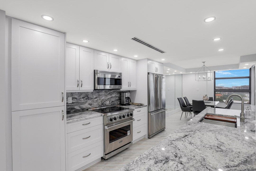 300 S Collier Blvd #1706, Marco Island, FL 34145