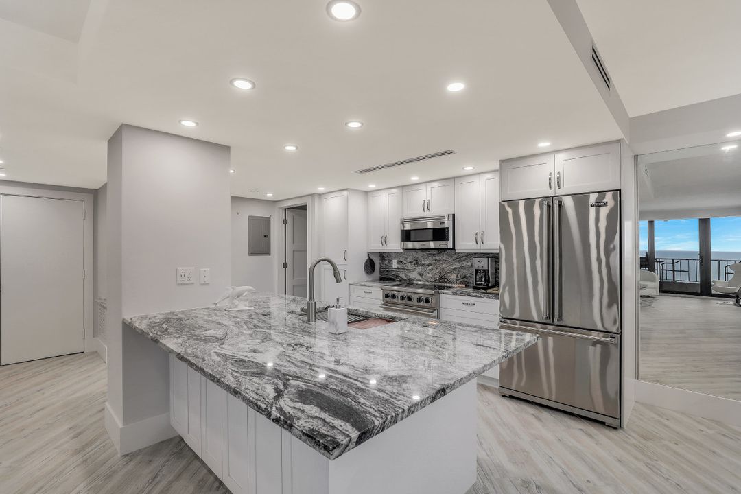 300 S Collier Blvd #1706, Marco Island, FL 34145