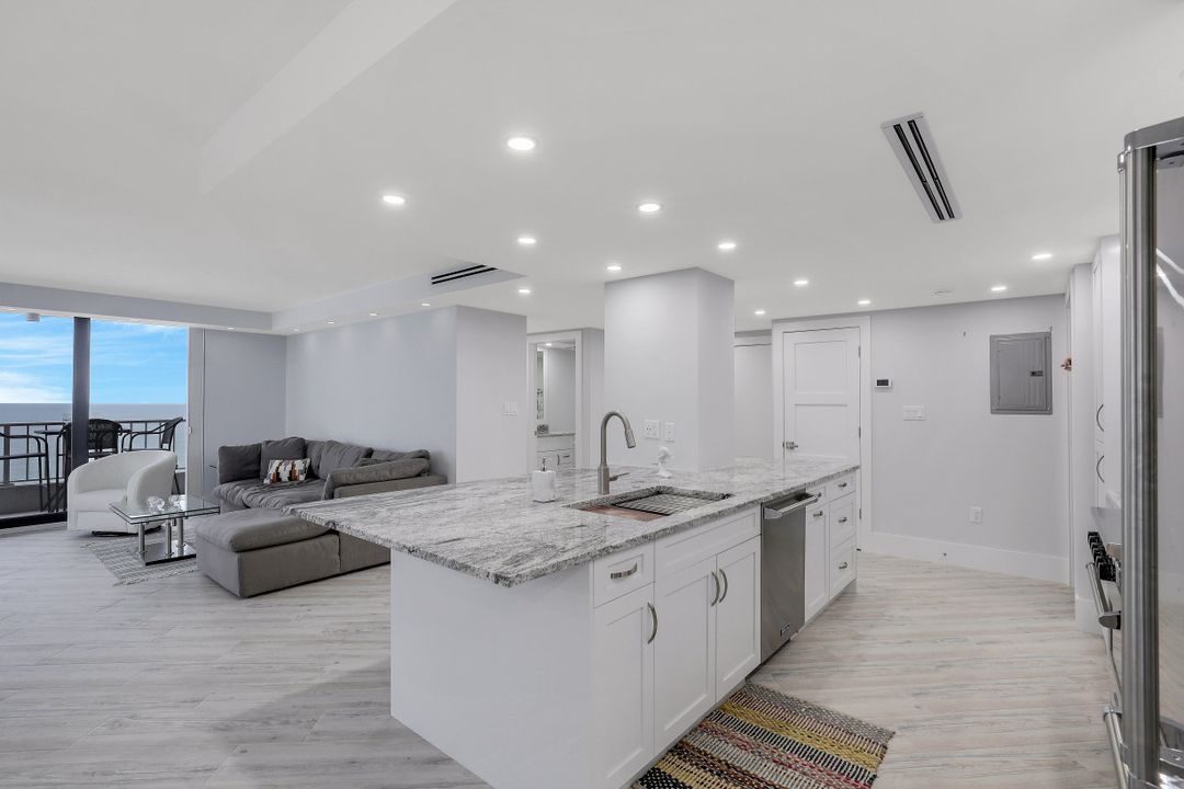 300 S Collier Blvd #1706, Marco Island, FL 34145