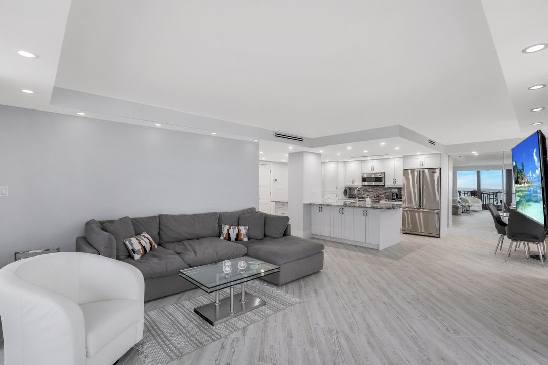 300 S Collier Blvd #1706, Marco Island, FL 34145