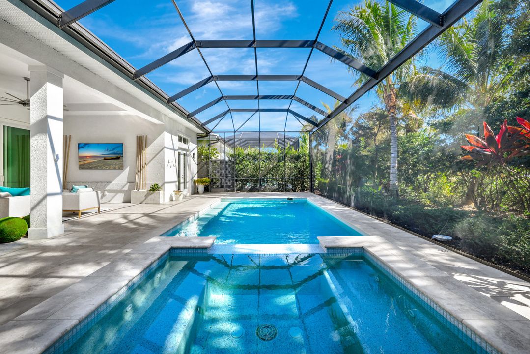 3164 Capistrano Lane, Naples, FL 34105