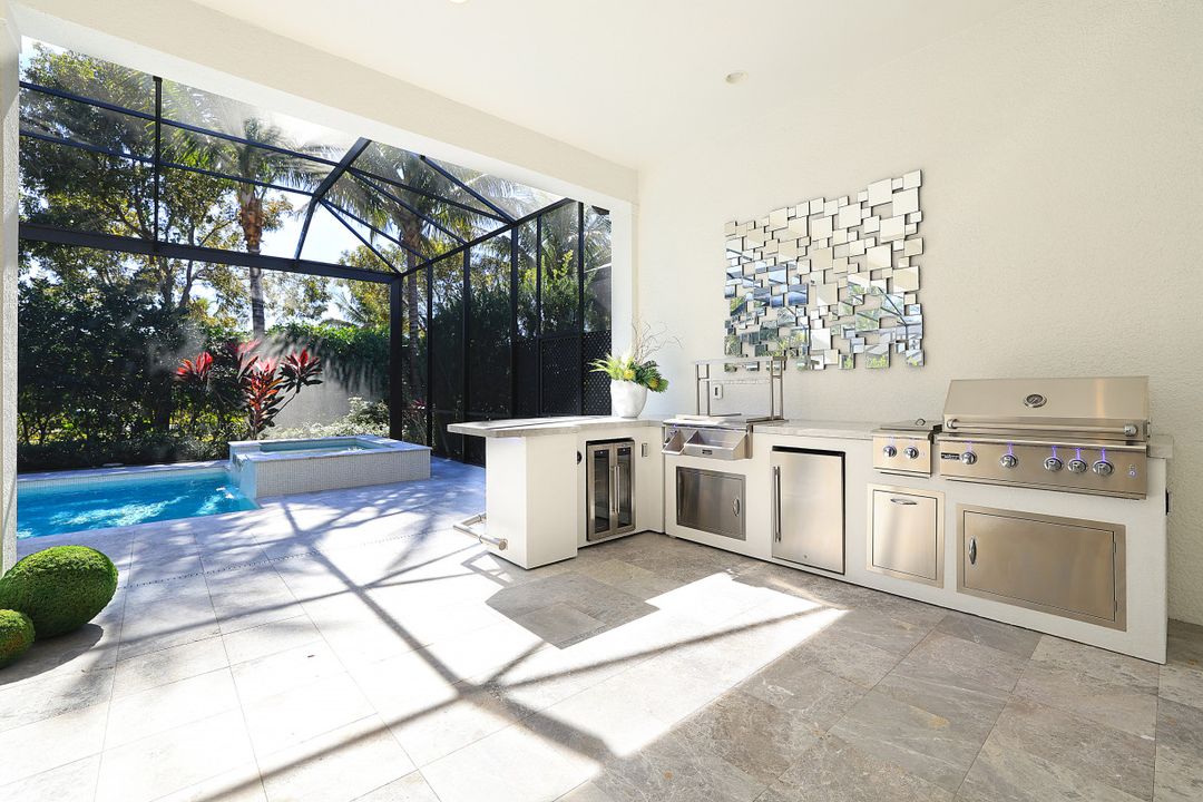 3164 Capistrano Lane, Naples, FL 34105