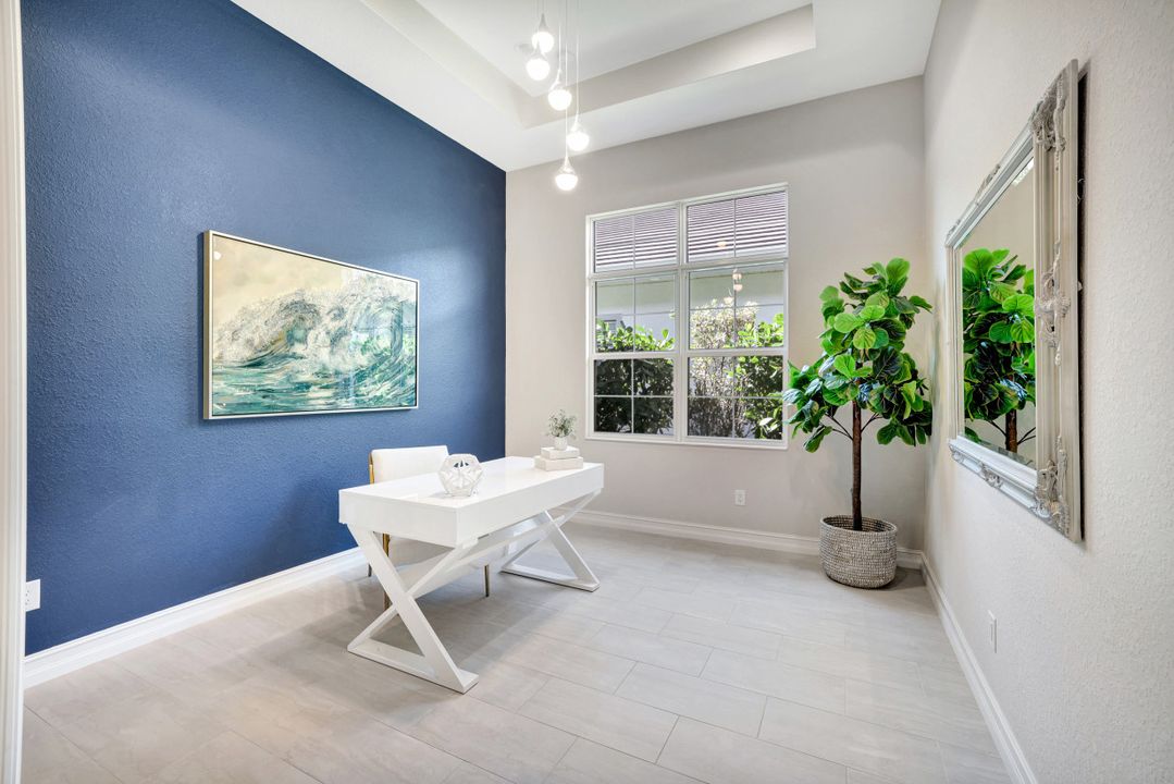 3164 Capistrano Lane, Naples, FL 34105