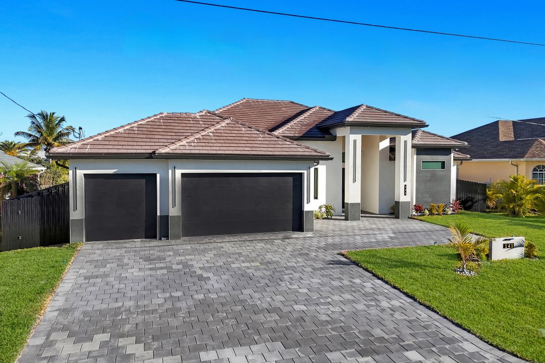 141 SE 21st St, Cape Coral, FL 33990