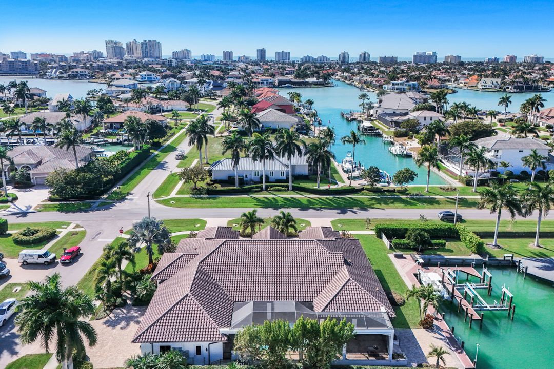 1400 Forrest Ct, Marco Island, FL 34145