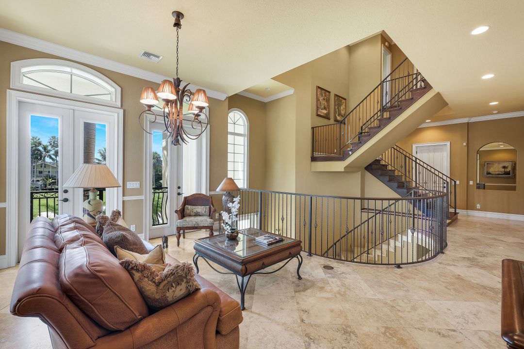 4806 Regal Dr, Bonita Springs, FL 34134