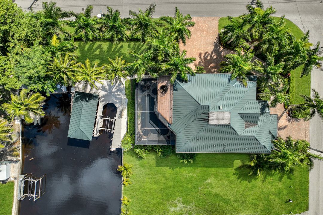4806 Regal Dr, Bonita Springs, FL 34134