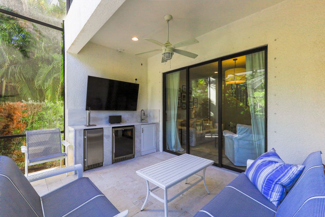 15907 Secoya Reserve Cir, Naples, FL 34110