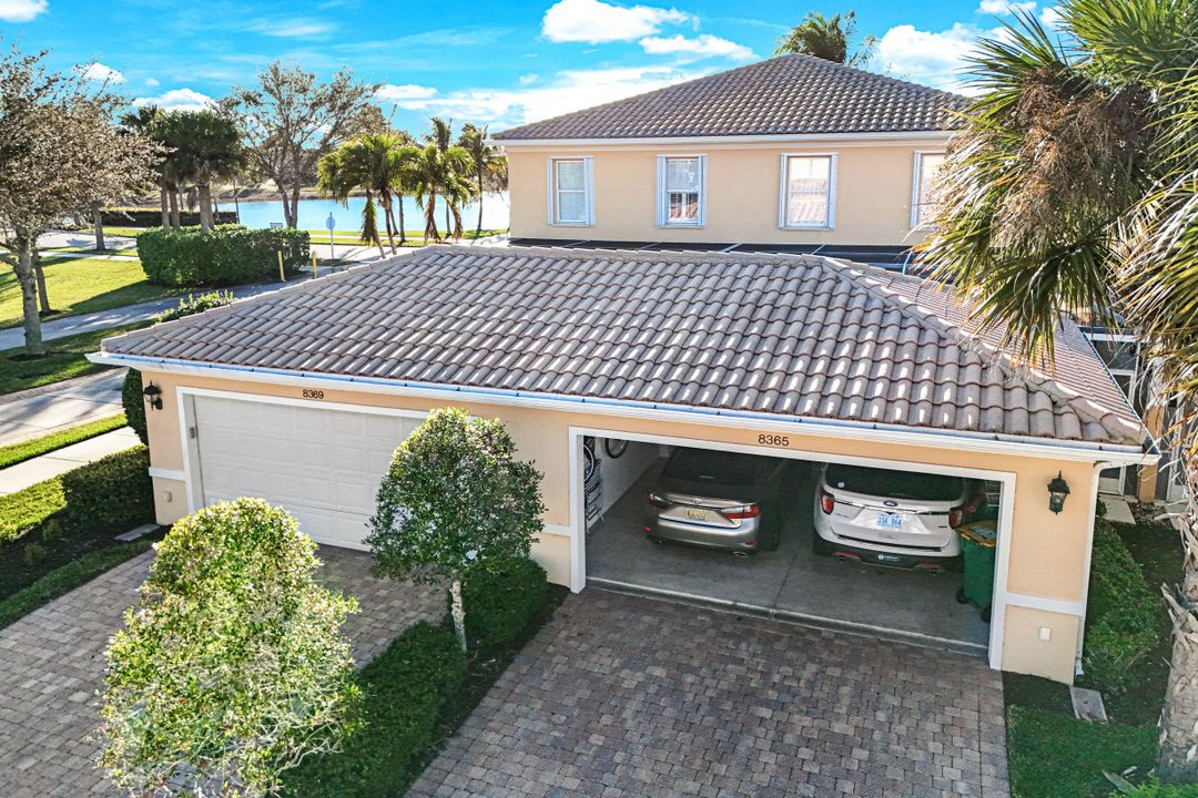 8365 Rimini Way, Naples, FL 34114