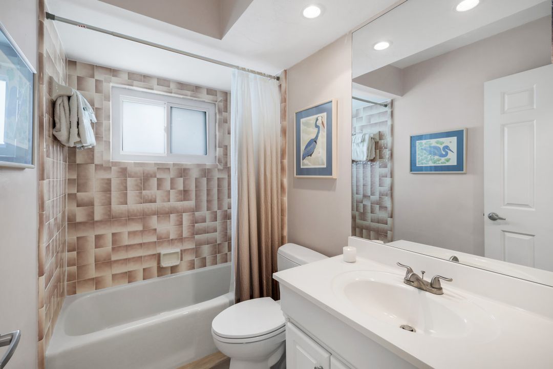 9632 Campbell Cir, Naples, FL 34109