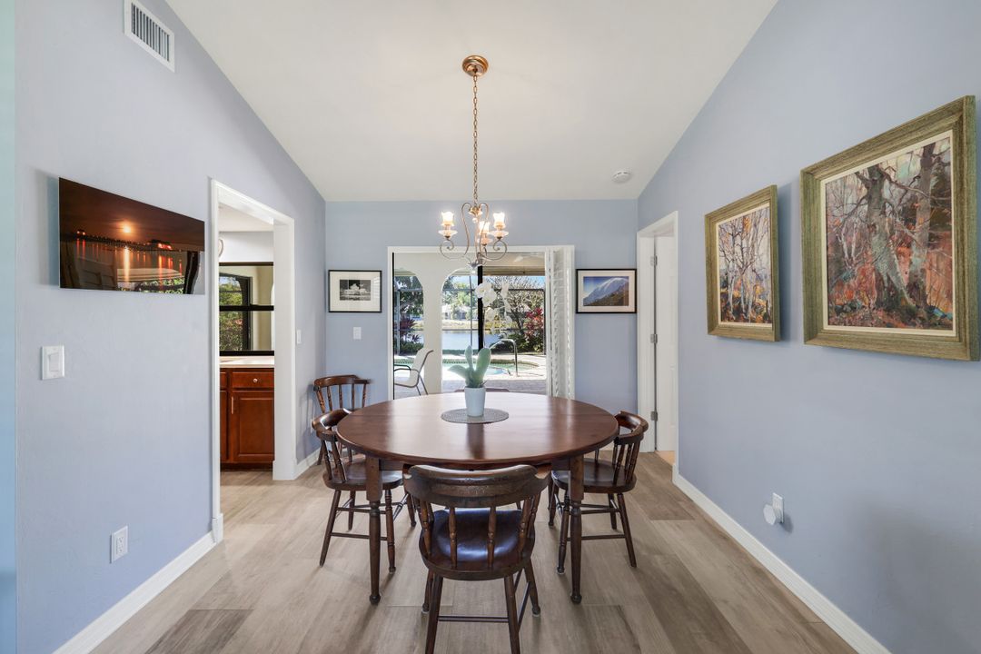 9632 Campbell Cir, Naples, FL 34109