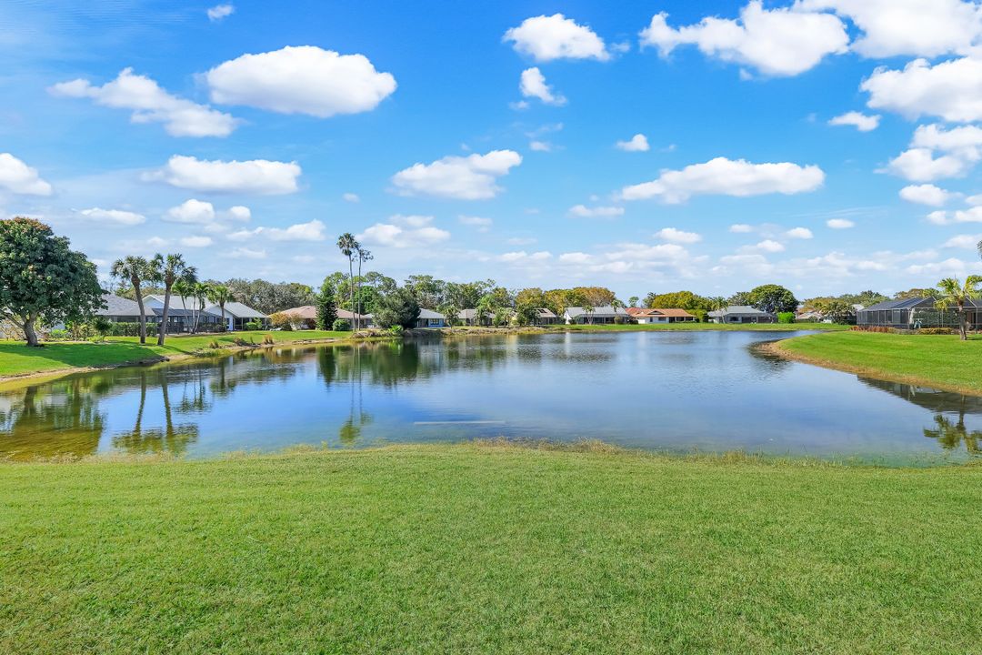 9632 Campbell Cir, Naples, FL 34109