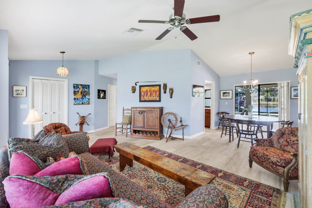 9632 Campbell Cir, Naples, FL 34109