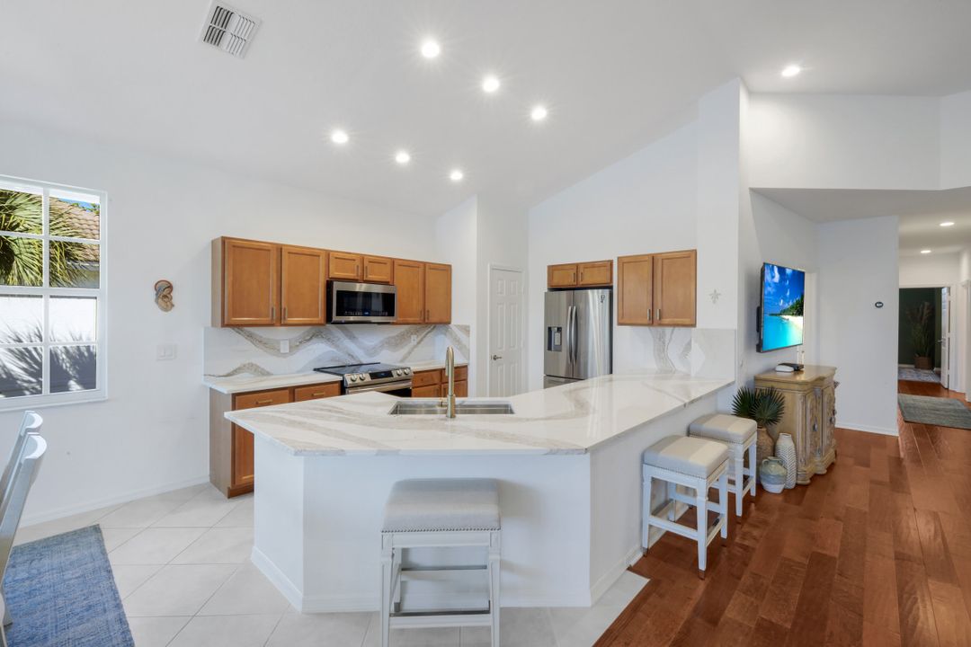 26914 Montego Pointe Ct #202, Bonita Springs, FL 34134