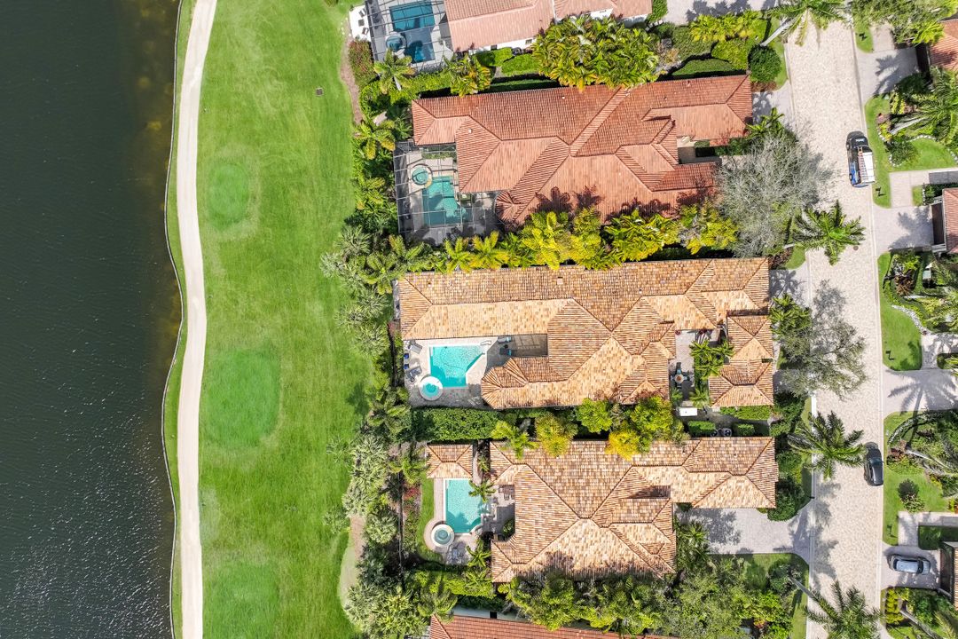 1561 Marsh Wren Ln, Naples, FL 34105