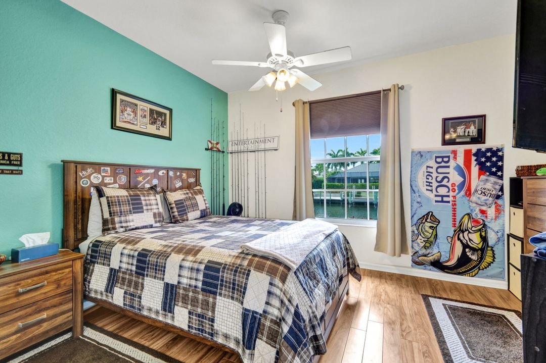 3908 SW 22nd Pl, Cape Coral, FL 33914