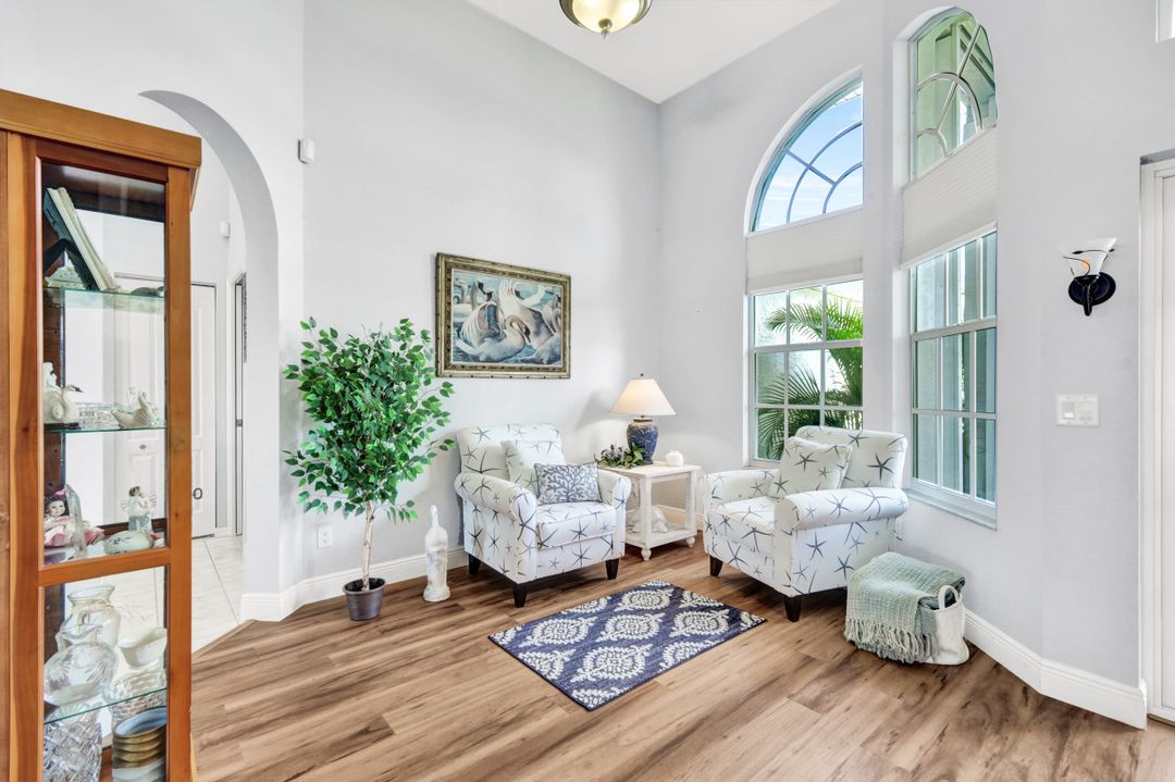 3908 SW 22nd Pl, Cape Coral, FL 33914