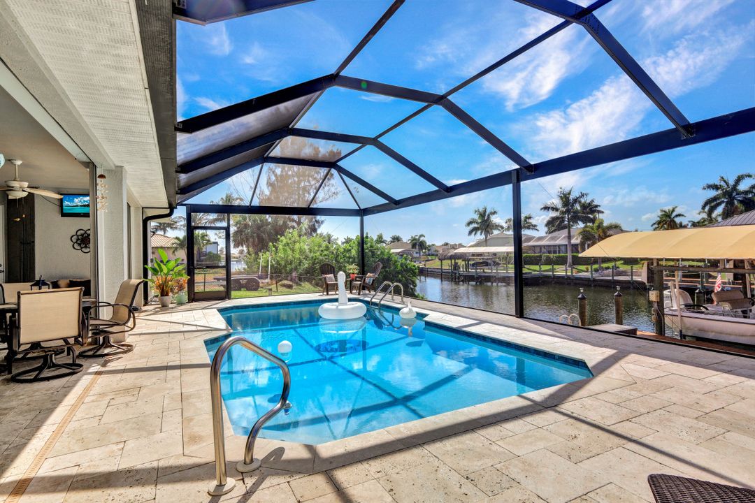 3908 SW 22nd Pl, Cape Coral, FL 33914