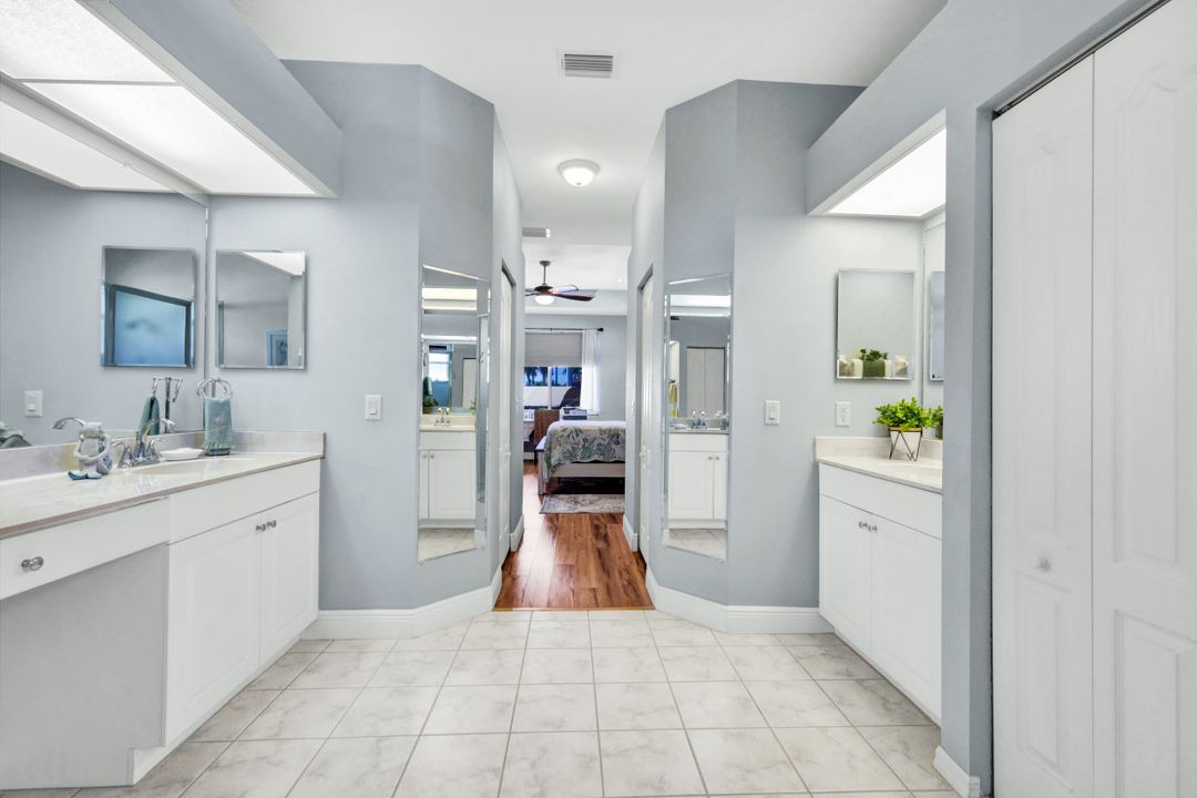 3908 SW 22nd Pl, Cape Coral, FL 33914