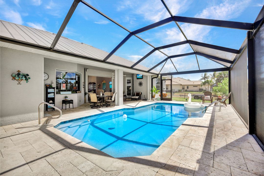 3908 SW 22nd Pl, Cape Coral, FL 33914