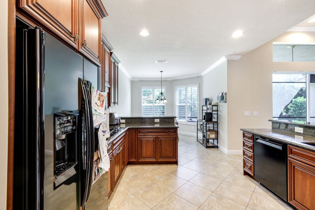 19513 Caladesi Dr, Fort Myers, FL 33967