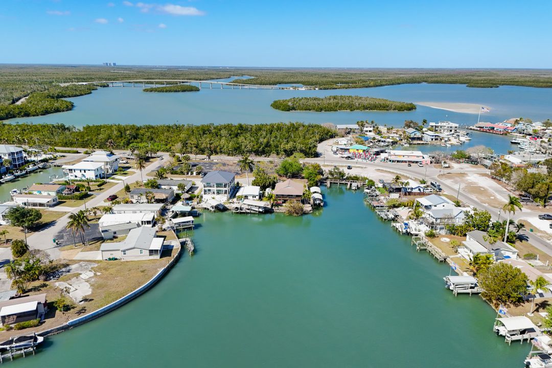 610 Sunset Dr, Marco Island, FL 34145