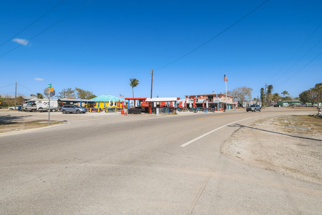 610 Sunset Dr, Marco Island, FL 34145