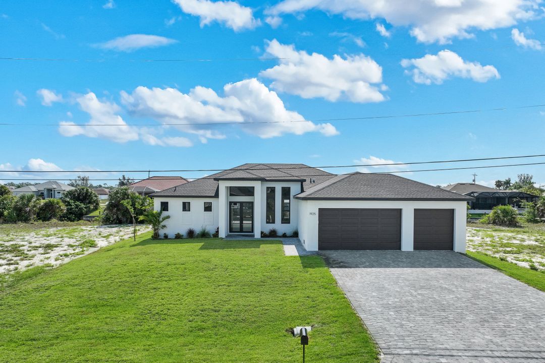 1925 NW 34th Pl, Cape Coral, FL 33993