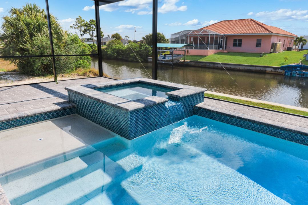 1925 NW 34th Pl, Cape Coral, FL 33993