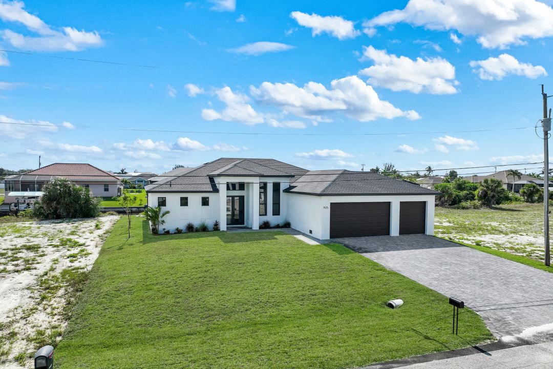 1925 NW 34th Pl, Cape Coral, FL 33993