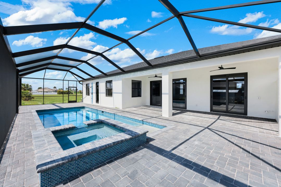 1925 NW 34th Pl, Cape Coral, FL 33993