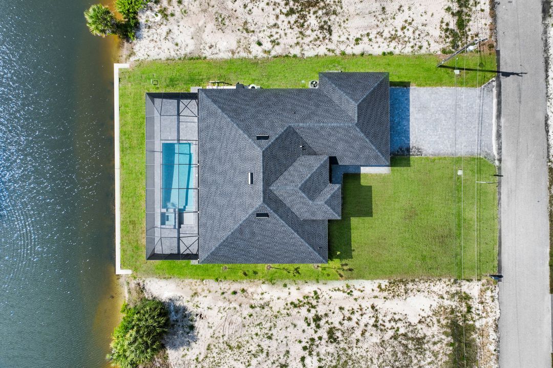 1925 NW 34th Pl, Cape Coral, FL 33993