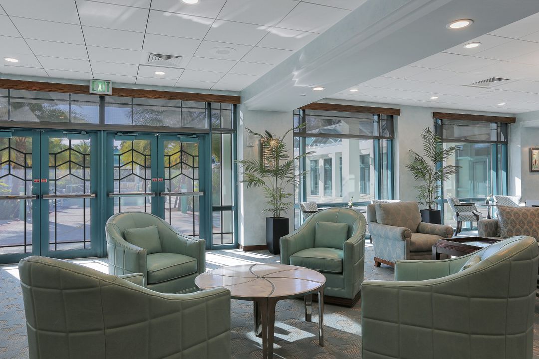 7515 Pelican Bay Blvd #3b, Naples, FL 34108