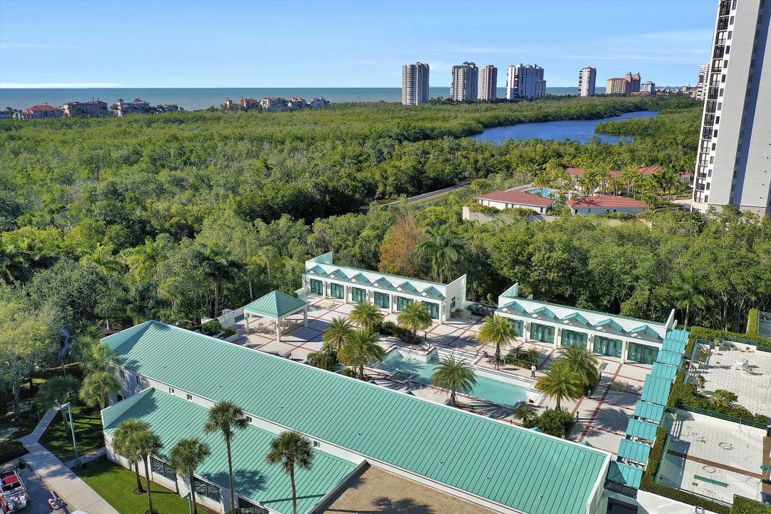 7515 Pelican Bay Blvd #3b, Naples, FL 34108