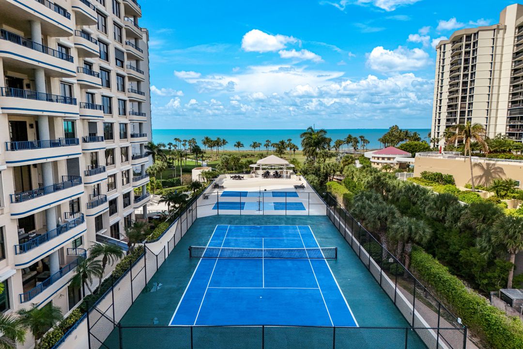 4451 Gulf Shore Blvd N #501, Naples, FL 34103
