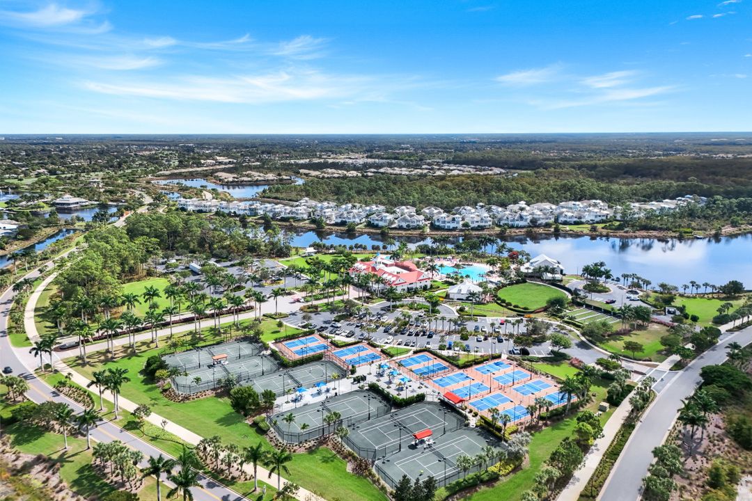 5811 Haiti Dr, Naples, FL 34113