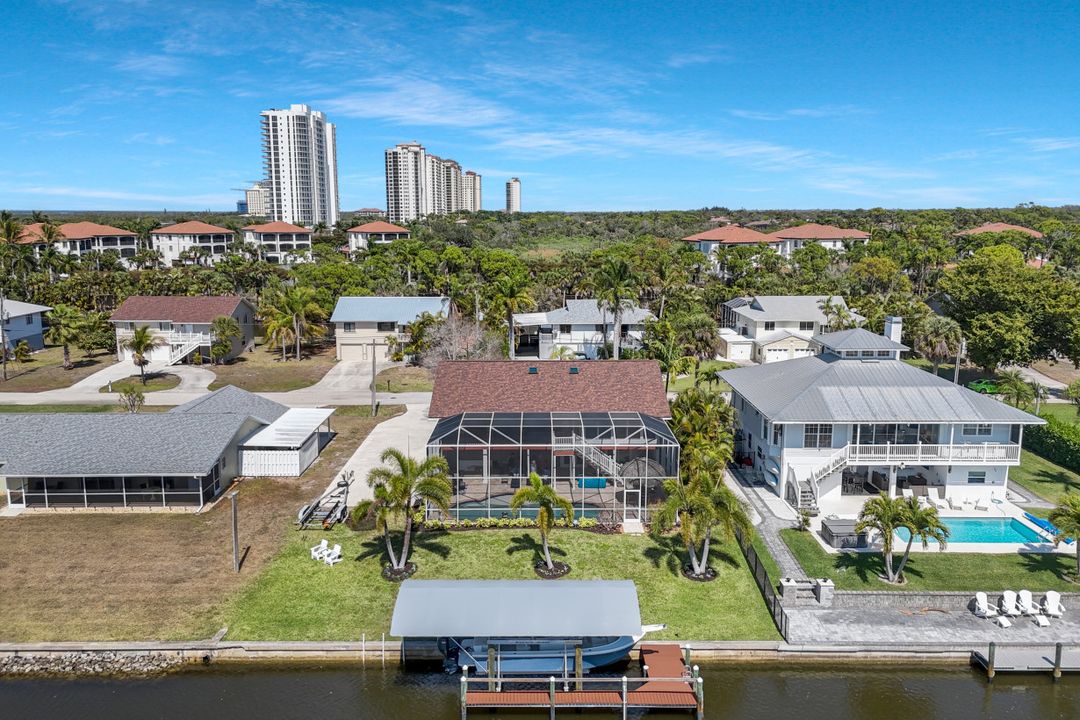 4741 Pembrooke Ln, Bonita Springs, FL 34134